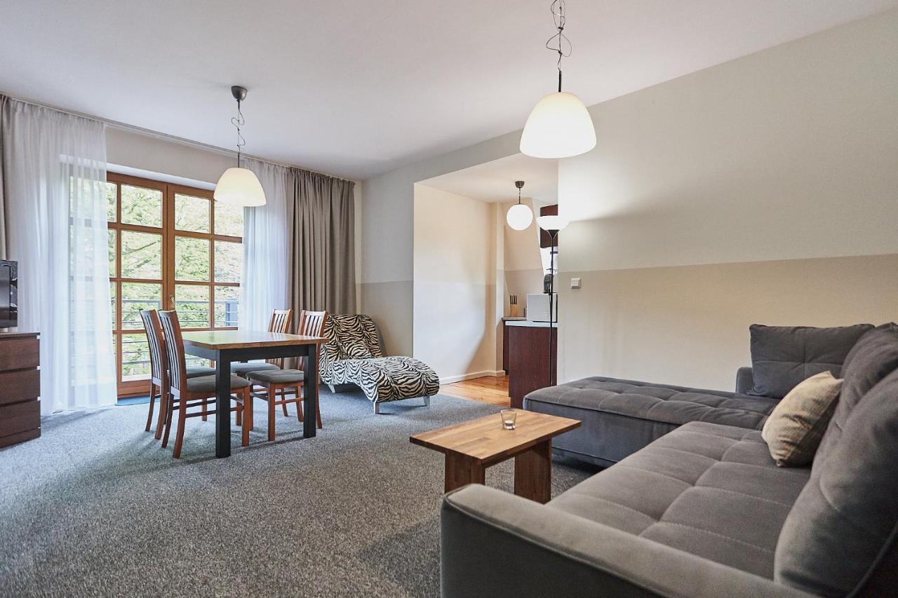 Apartment - Stil 1 *